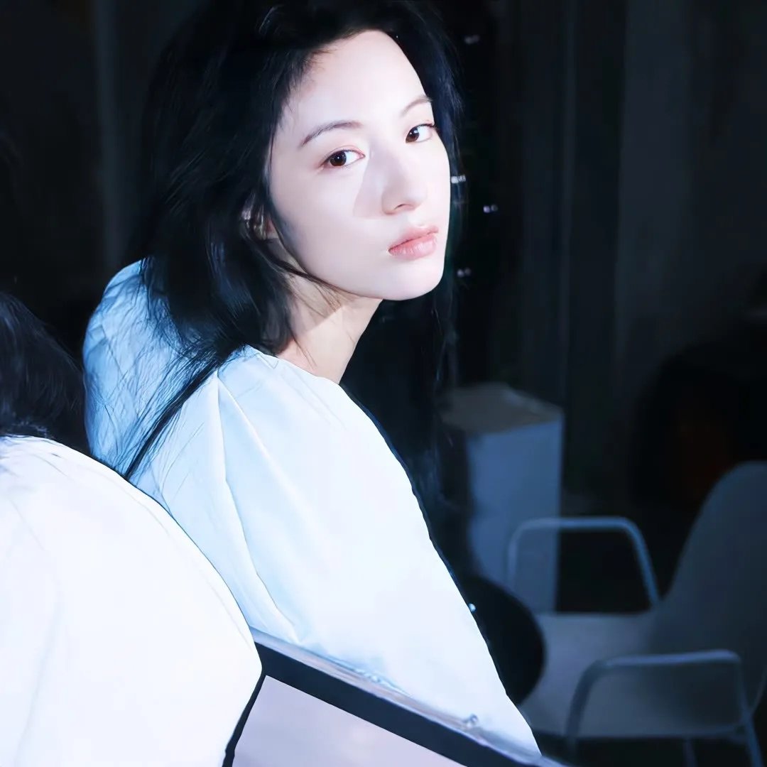 危城谜案